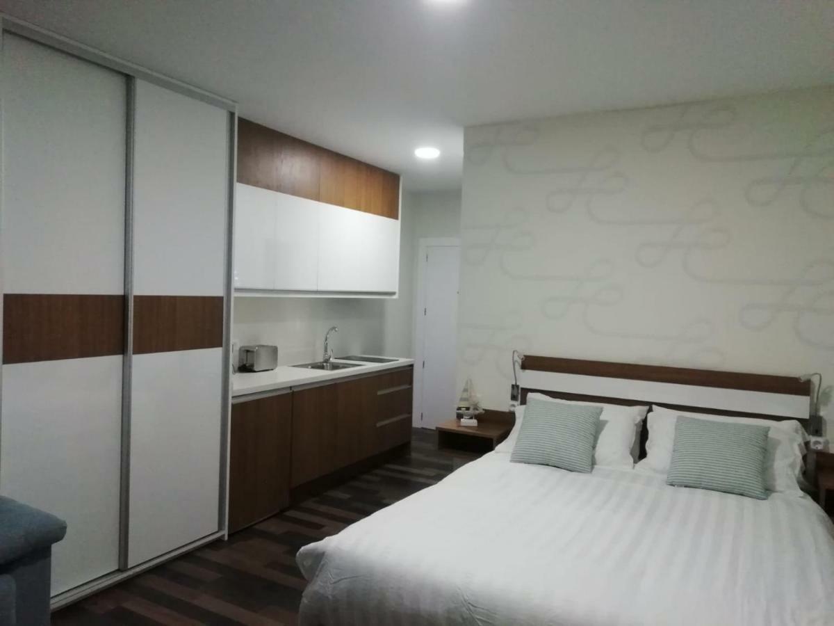 Lukentum Suites Alicante Habitación foto